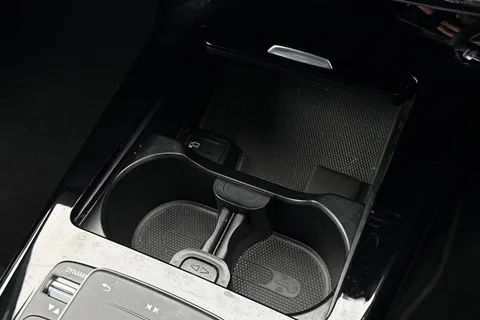 WM72AHD Mercedes-Benz Cla Class 1.3 CLA180 AMG Line (Executive) Coupe 7G-DCT Euro 6 (s/s) 4dr Thumbnail #53