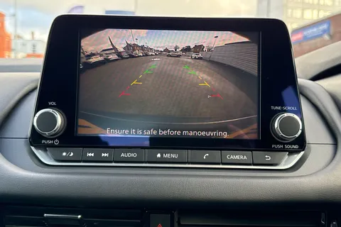 YF72UNV Nissan Qashqai 1.3 DIG-T MHEV Acenta Premium XTRON Euro 6 (s/s) 5dr Thumbnail #34