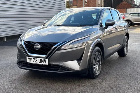 YF72UNV Nissan Qashqai 1.3 DIG-T MHEV Acenta Premium XTRON Euro 6 (s/s) 5dr Thumbnail #44