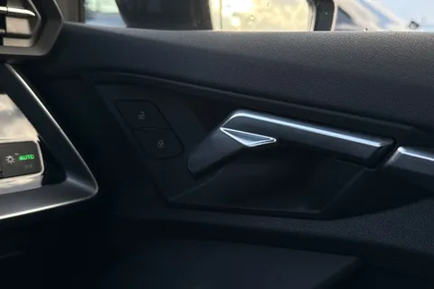 RK21OPF Audi A3 S line 35 TFSI  150 PS S tronic Thumbnail #21