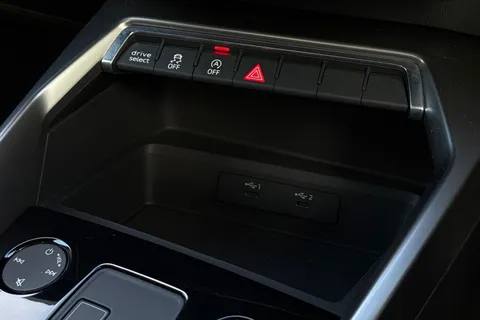 RK21OPF Audi A3 S line 35 TFSI  150 PS S tronic Thumbnail #38