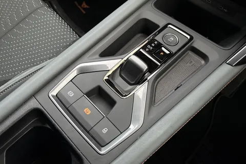 DA25KWF CUPRA Leon 1.5 eHybrid 25.8kWh VZ3 DSG Euro 6 (s/s) 5dr Thumbnail #23