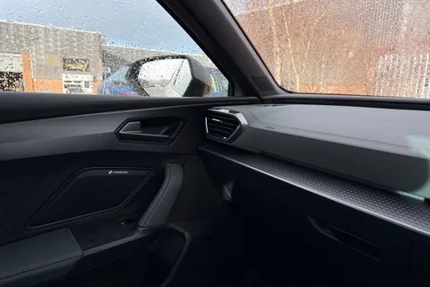 DA25KWF CUPRA Leon 1.5 eHybrid 25.8kWh VZ3 DSG Euro 6 (s/s) 5dr Thumbnail #36