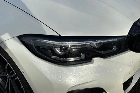 BP70OJO BMW 3 Series 2.0 330e 12kWh M Sport Auto Euro 6 (s/s) 4dr Thumbnail #18