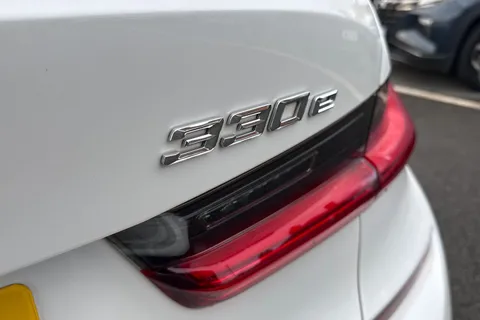 BP70OJO BMW 3 Series 2.0 330e 12kWh M Sport Auto Euro 6 (s/s) 4dr Thumbnail #32