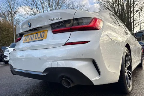 BP70OJO BMW 3 Series 2.0 330e 12kWh M Sport Auto Euro 6 (s/s) 4dr Thumbnail #35