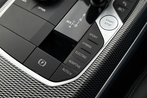 BP70OJO BMW 3 Series 2.0 330e 12kWh M Sport Auto Euro 6 (s/s) 4dr Thumbnail #51