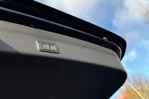 PJ73XGT Audi A6 Avant Avant Black Edition 40 TDI quattro 204 PS S tronic Thumbnail #28