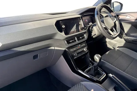 DF21YCJ Volkswagen T-Cross 1.0 TSI R-Line Euro 6 (s/s) 5dr Thumbnail #16
