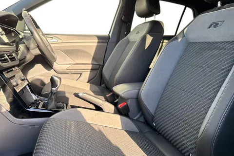 DF21YCJ Volkswagen T-Cross 1.0 TSI R-Line Euro 6 (s/s) 5dr Thumbnail #17