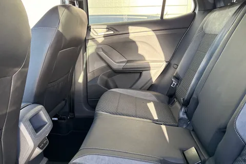 DF21YCJ Volkswagen T-Cross 1.0 TSI R-Line Euro 6 (s/s) 5dr Thumbnail #38