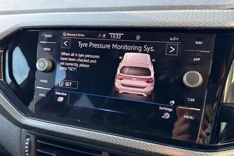 DF21YCJ Volkswagen T-Cross 1.0 TSI R-Line Euro 6 (s/s) 5dr Thumbnail #49