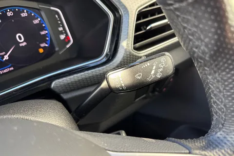 DF21YCJ Volkswagen T-Cross 1.0 TSI R-Line Euro 6 (s/s) 5dr Thumbnail #57