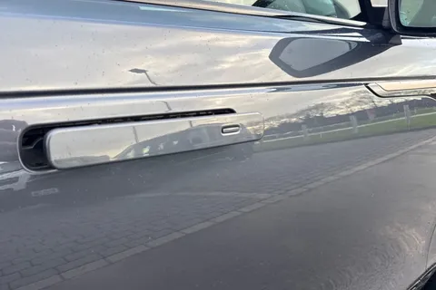 KS74DPU Land Rover Range Rover Velar 3.0 D300 Dynamic HSE 5dr Thumbnail #31