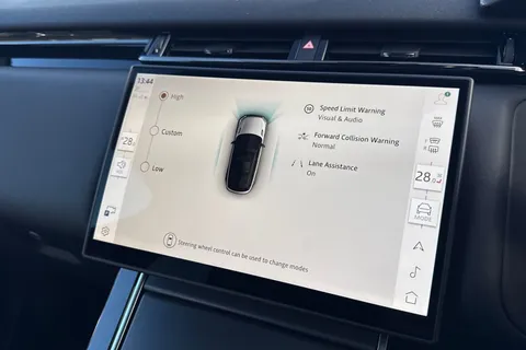 KS74DPU Land Rover Range Rover Velar 3.0 D300 Dynamic HSE 5dr Thumbnail #40