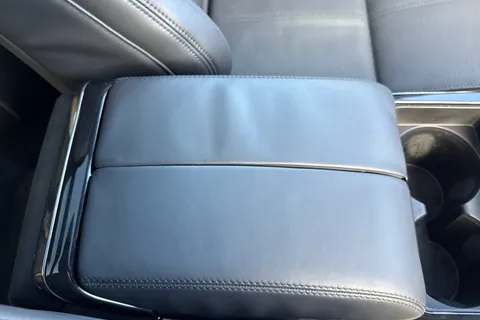 KS74DPU Land Rover Range Rover Velar 3.0 D300 Dynamic HSE 5dr Thumbnail #46