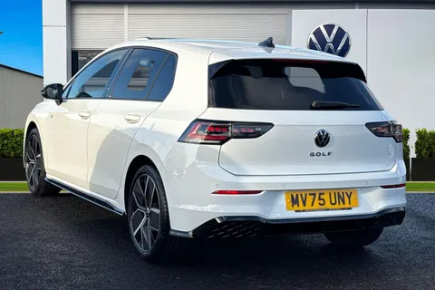 MV75UNY Volkswagen Golf 2.0 TDI 150 Black Edition 5dr DSG Thumbnail #3