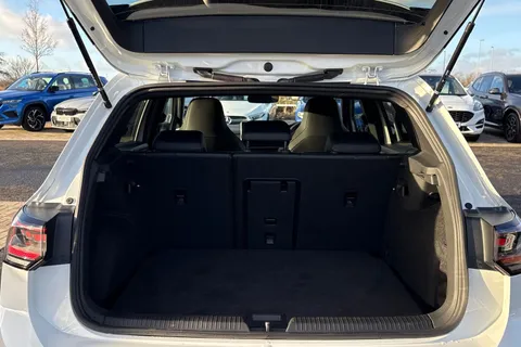 MV75UNY Volkswagen Golf 2.0 TDI 150 Black Edition 5dr DSG Thumbnail #8