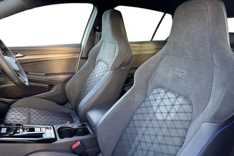 MV75UNY Volkswagen Golf 2.0 TDI 150 Black Edition 5dr DSG Thumbnail #17