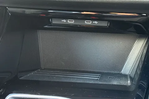 MV75UNY Volkswagen Golf 2.0 TDI 150 Black Edition 5dr DSG Thumbnail #41