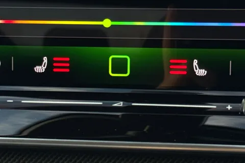 MV75UNY Volkswagen Golf 2.0 TDI 150 Black Edition 5dr DSG Thumbnail #48