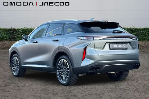  Omoda 9 1.5T SHS 34.46kWh Noble DHT3 4WD Euro 6 (s/s) 5dr Thumbnail #2