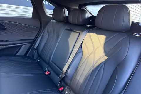  Omoda 9 1.5T SHS 34.46kWh Noble DHT3 4WD Euro 6 (s/s) 5dr Thumbnail #13