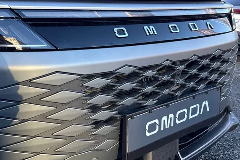  Omoda 9 1.5T SHS 34.46kWh Noble DHT3 4WD Euro 6 (s/s) 5dr Thumbnail #40