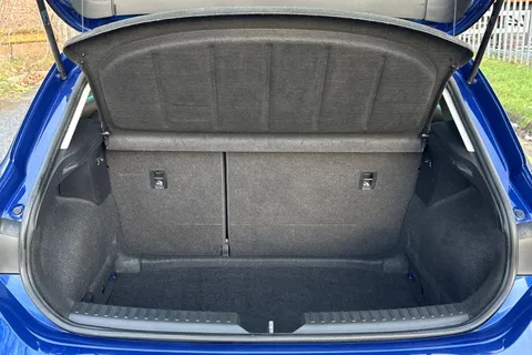 DF70MLY SEAT Leon 1.5 TSI EVO SE Dynamic Euro 6 (s/s) 5dr Thumbnail #7