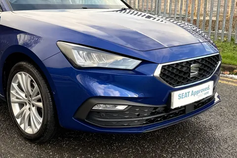 DF70MLY SEAT Leon 1.5 TSI EVO SE Dynamic Euro 6 (s/s) 5dr Thumbnail #9