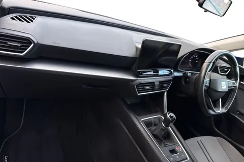 DF70MLY SEAT Leon 1.5 TSI EVO SE Dynamic Euro 6 (s/s) 5dr Thumbnail #15