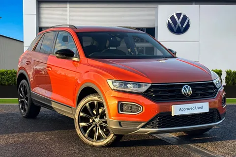 MK21YSW Volkswagen T-Roc 1.5 TSI EVO Black Edition 5dr DSG Thumbnail #2