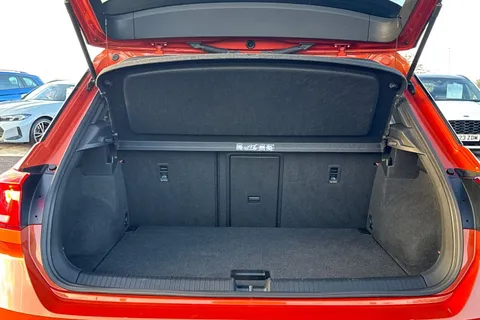 MK21YSW Volkswagen T-Roc 1.5 TSI EVO Black Edition 5dr DSG Thumbnail #7