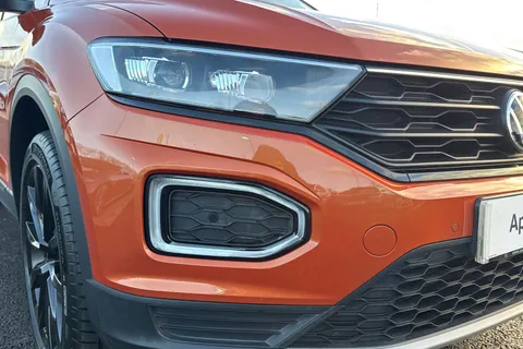 MK21YSW Volkswagen T-Roc 1.5 TSI EVO Black Edition 5dr DSG Thumbnail #9