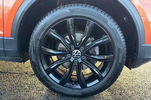 MK21YSW Volkswagen T-Roc 1.5 TSI EVO Black Edition 5dr DSG Thumbnail #12
