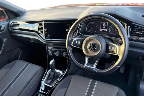 MK21YSW Volkswagen T-Roc 1.5 TSI EVO Black Edition 5dr DSG Thumbnail #14