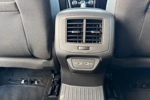 MK21YSW Volkswagen T-Roc 1.5 TSI EVO Black Edition 5dr DSG Thumbnail #29