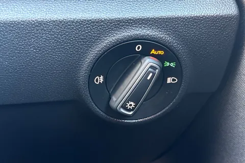 MK21YSW Volkswagen T-Roc 1.5 TSI EVO Black Edition 5dr DSG Thumbnail #33