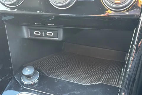 MK21YSW Volkswagen T-Roc 1.5 TSI EVO Black Edition 5dr DSG Thumbnail #34