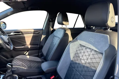 YP25XVT Volkswagen T-Roc 1.5 TSI R-Line 5dr Thumbnail #11