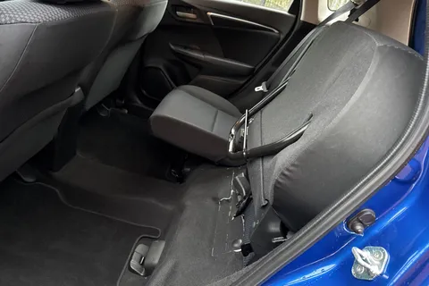 SR69JZV Honda Jazz 1.3 i-VTEC SE 5dr CVT Thumbnail #34