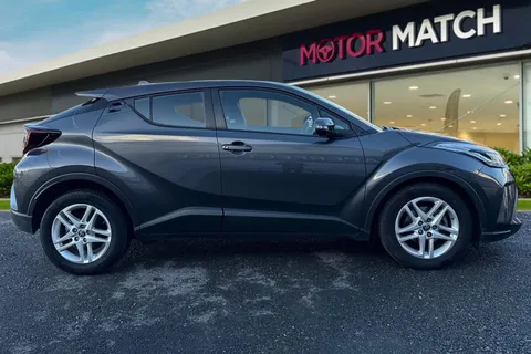 FH22EHT Toyota C-Hr 1.8 VVT-h Icon CVT Euro 6 (s/s) 5dr Thumbnail #4