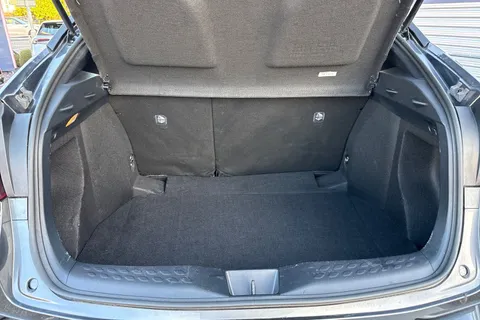 FH22EHT Toyota C-Hr 1.8 VVT-h Icon CVT Euro 6 (s/s) 5dr Thumbnail #8