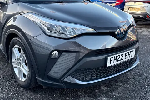 FH22EHT Toyota C-Hr 1.8 VVT-h Icon CVT Euro 6 (s/s) 5dr Thumbnail #10