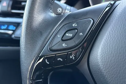 FH22EHT Toyota C-Hr 1.8 VVT-h Icon CVT Euro 6 (s/s) 5dr Thumbnail #42