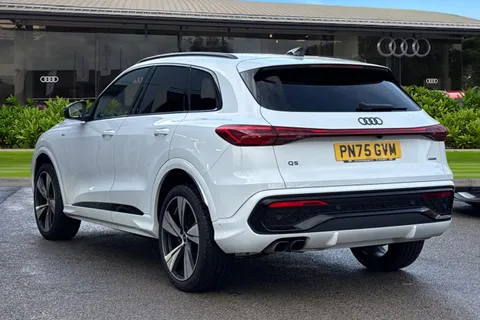 PN75GVM Audi Q5 SUV Edition 1 TDI quattro 204 PS S tronic Thumbnail #3