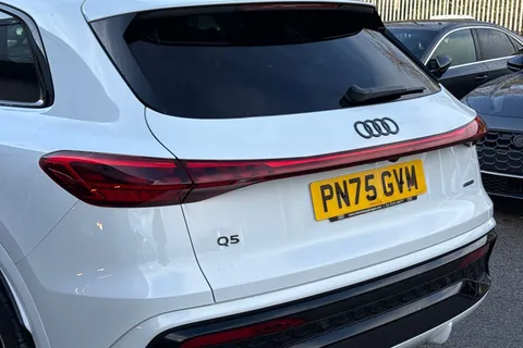 PN75GVM Audi Q5 SUV Edition 1 TDI quattro 204 PS S tronic Thumbnail #8