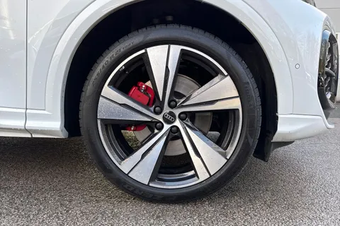 PN75GVM Audi Q5 SUV Edition 1 TDI quattro 204 PS S tronic Thumbnail #10