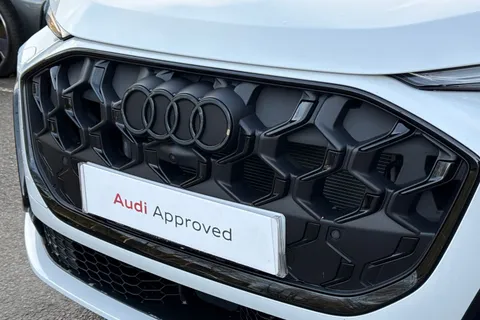 PN75GVM Audi Q5 SUV Edition 1 TDI quattro 204 PS S tronic Thumbnail #27