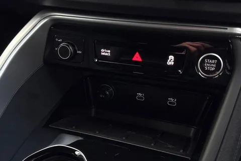 PN75GVM Audi Q5 SUV Edition 1 TDI quattro 204 PS S tronic Thumbnail #30